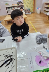 1월3주) 실내놀이 - 다시마,미역으로친구얼굴표현하기