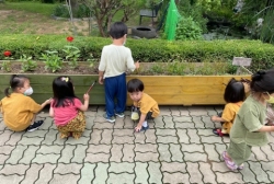 7월1주(바깥놀이-물그림놀이,물총놀이,놀이터)