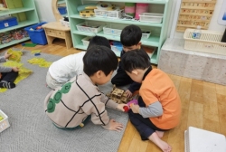 실내놀이-블럭으로 가을나무 만들기, 가을나뭇잎 그리기