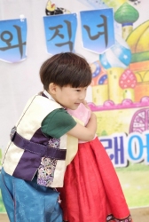 세시풍속-칠월칠석'오작교건너기게임+직조짜기,패션쇼'