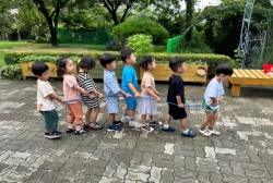 8월4주(바깥놀이-가족얼굴그리기,기차놀이