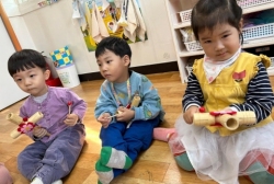 3월5주) 씽씽뮤직 - 나무에 예쁜 꽃 붙여보기