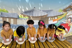 6월3주 (단오행사-창포물에 손 씻기)