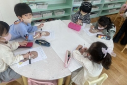 3월 1,2주 실내놀이 (우리 원과 친구 - 자화상을 그려요, 친구 얼굴을 그려요)