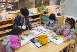 4월1주놀이활동:똥샘 미술프로젝트 물감번지기와 봄꽃그려보기