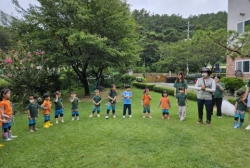 칡줄기,잎 관찰하기+잎무늬만들기+칡줄기로 림보놀이+물길놀이
