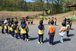 4월4주-지역사회연계-별빛숲체험원(자연의 옷입히기,민들레줄기 빨대,아까시입피리불기