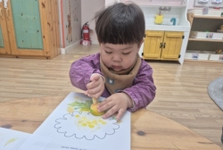 4월3주-물감찍기놀이