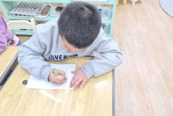 1월3주 똥샘미술프로젝트<우리반 분리수거함 만들기와 1인 환경보호피켓 표현해보기>>